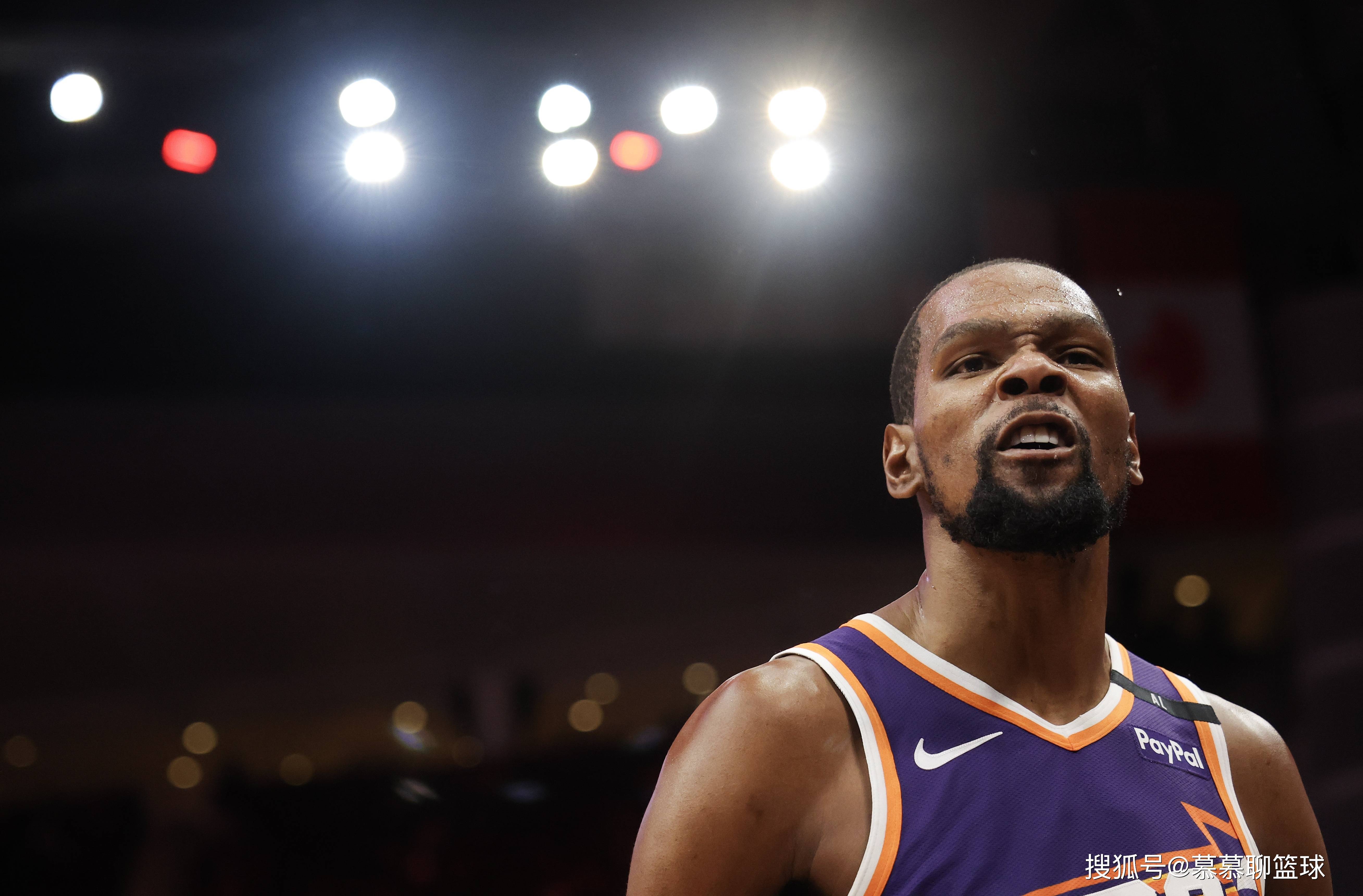 关于德国队观众热烈欢呼!,杜兰特迎来七赛季出色发挥热度持续攀升的信息